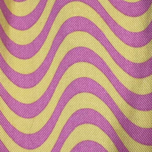 The Ragged Priest Dad Jeans in Wave Print Denim Yellow Pink 28 - Picture 11 of 16